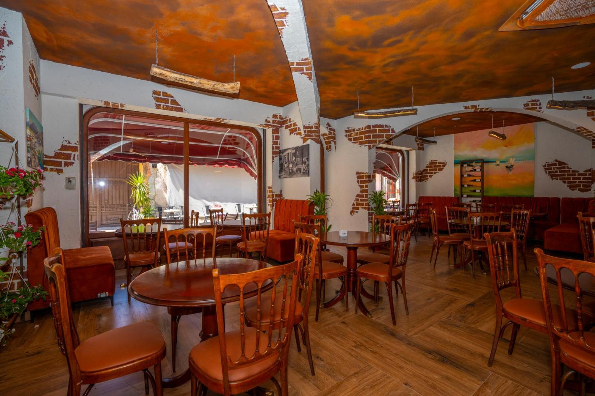 Gjuhadoli Hotel Restaurant Shkodër Екстериор снимка