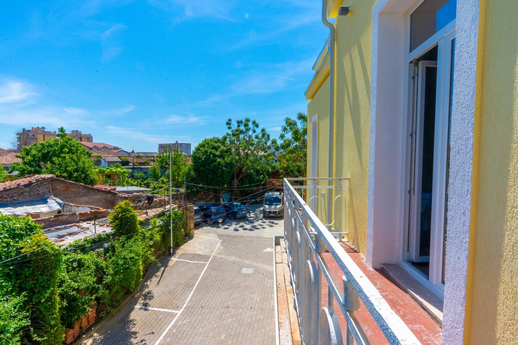 Gjuhadoli Hotel Restaurant Shkodër Екстериор снимка