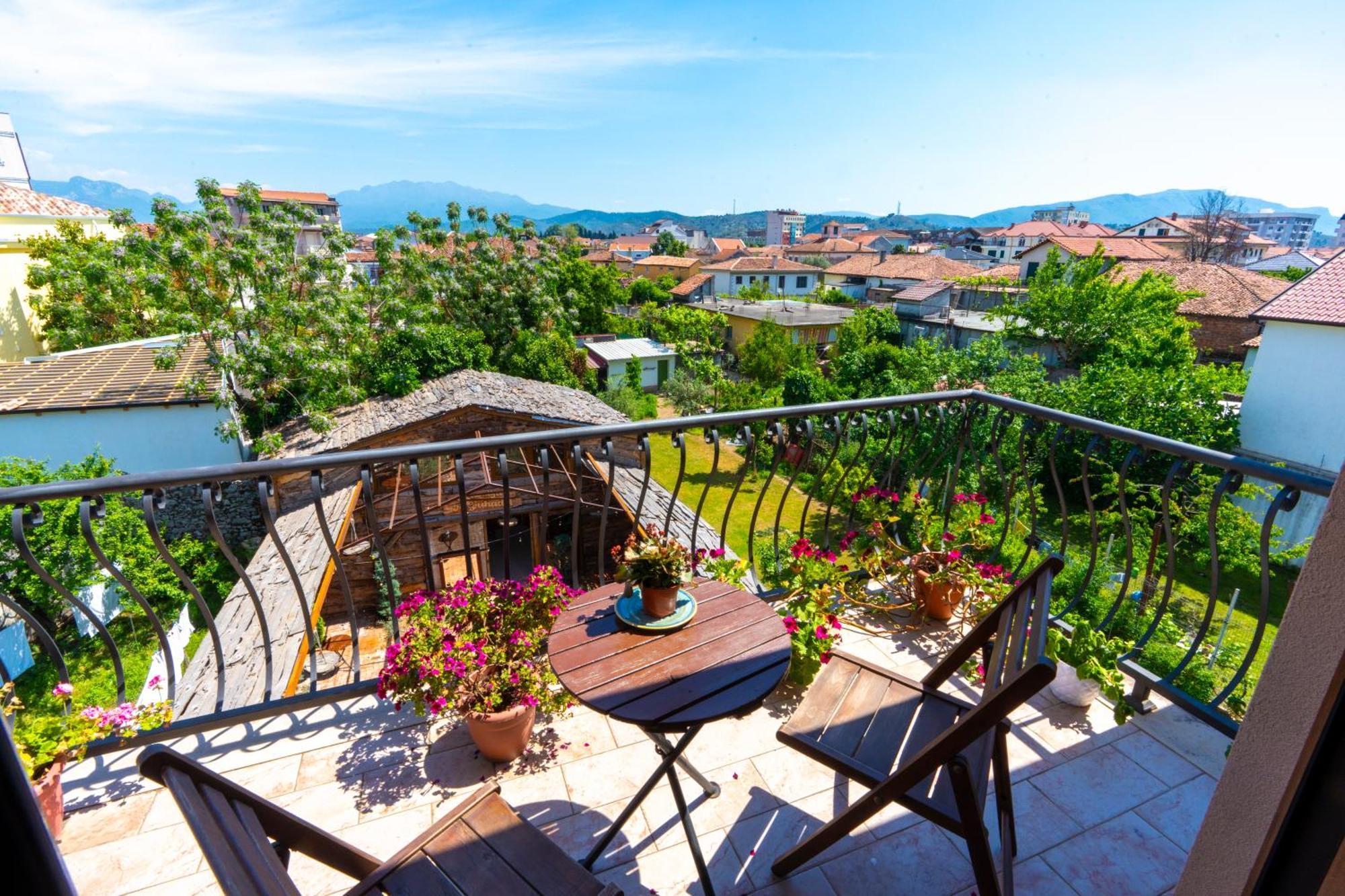 Gjuhadoli Hotel Restaurant Shkodër Екстериор снимка
